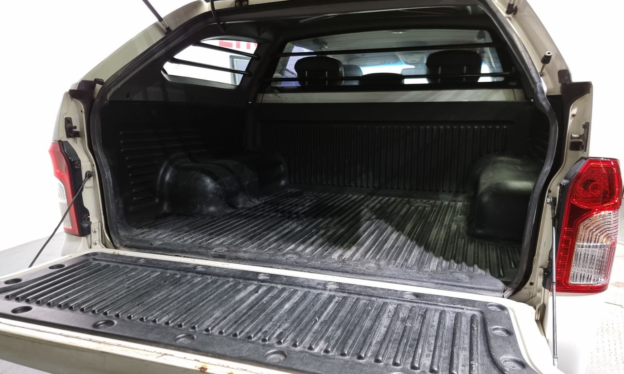 Image 19