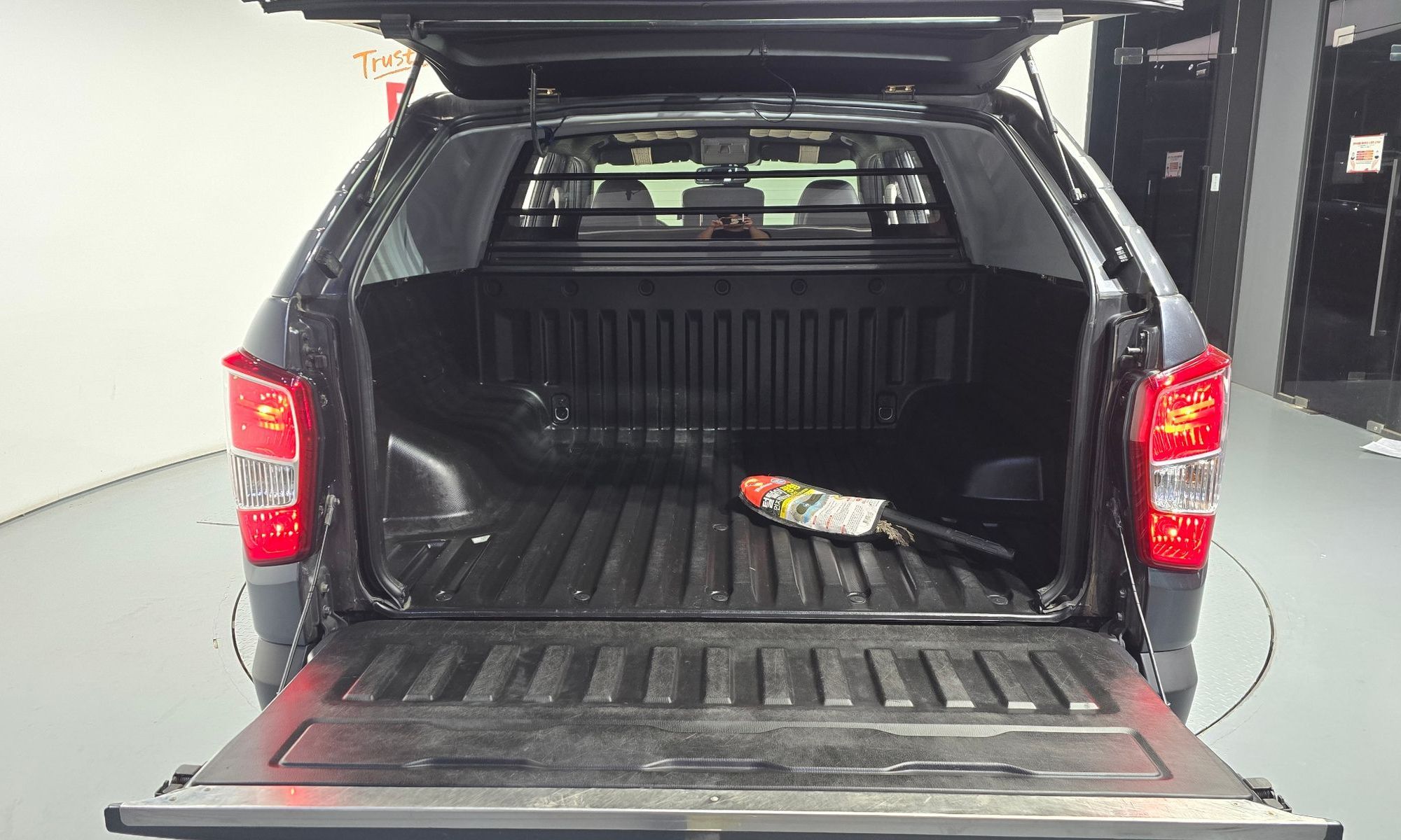 Image 19
