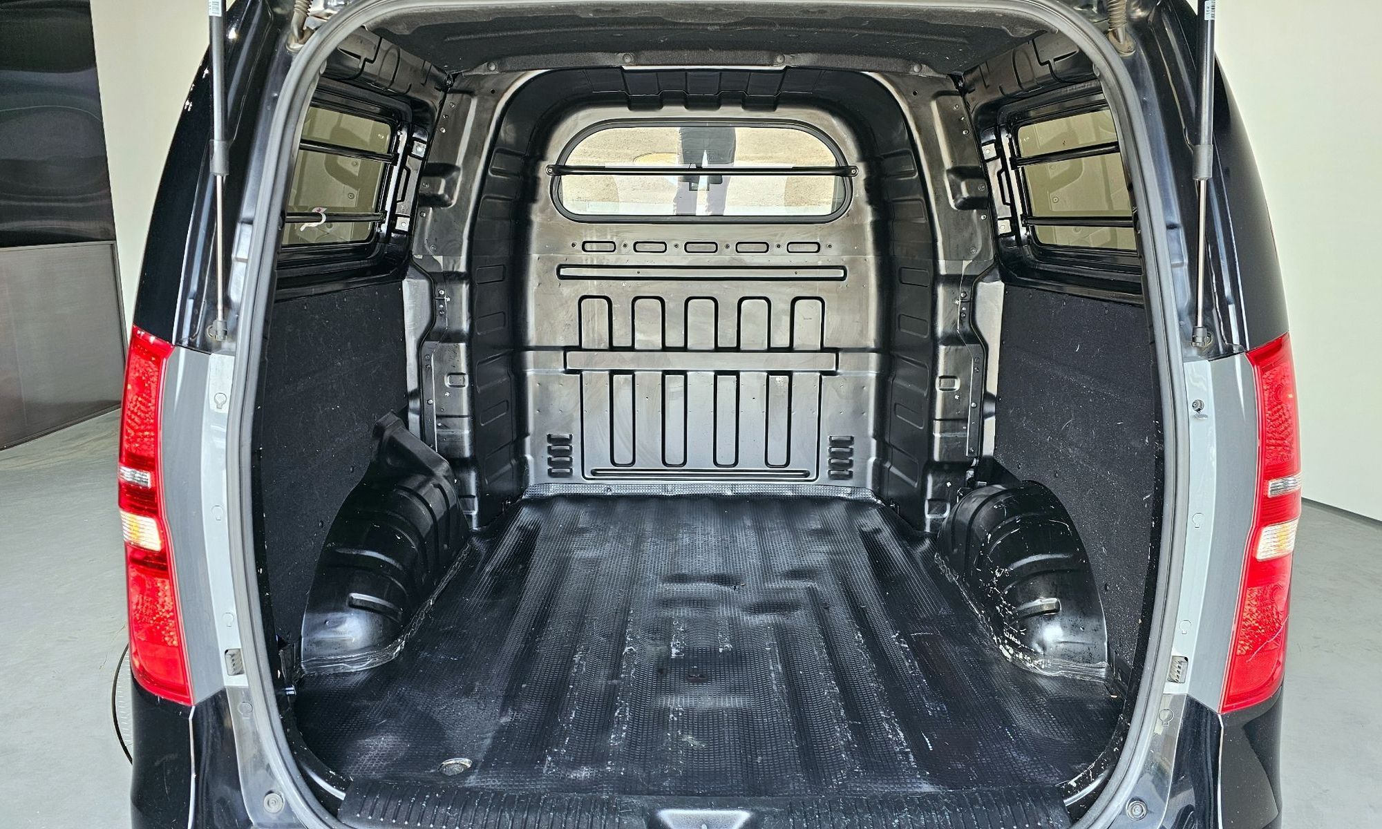 Image 19