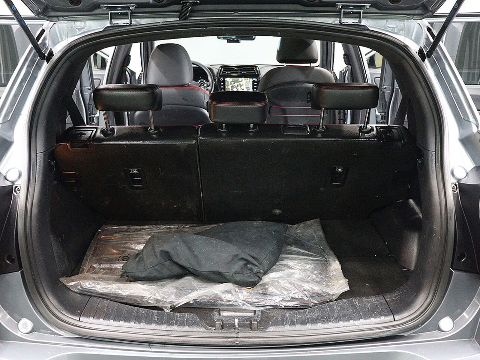 Image 4