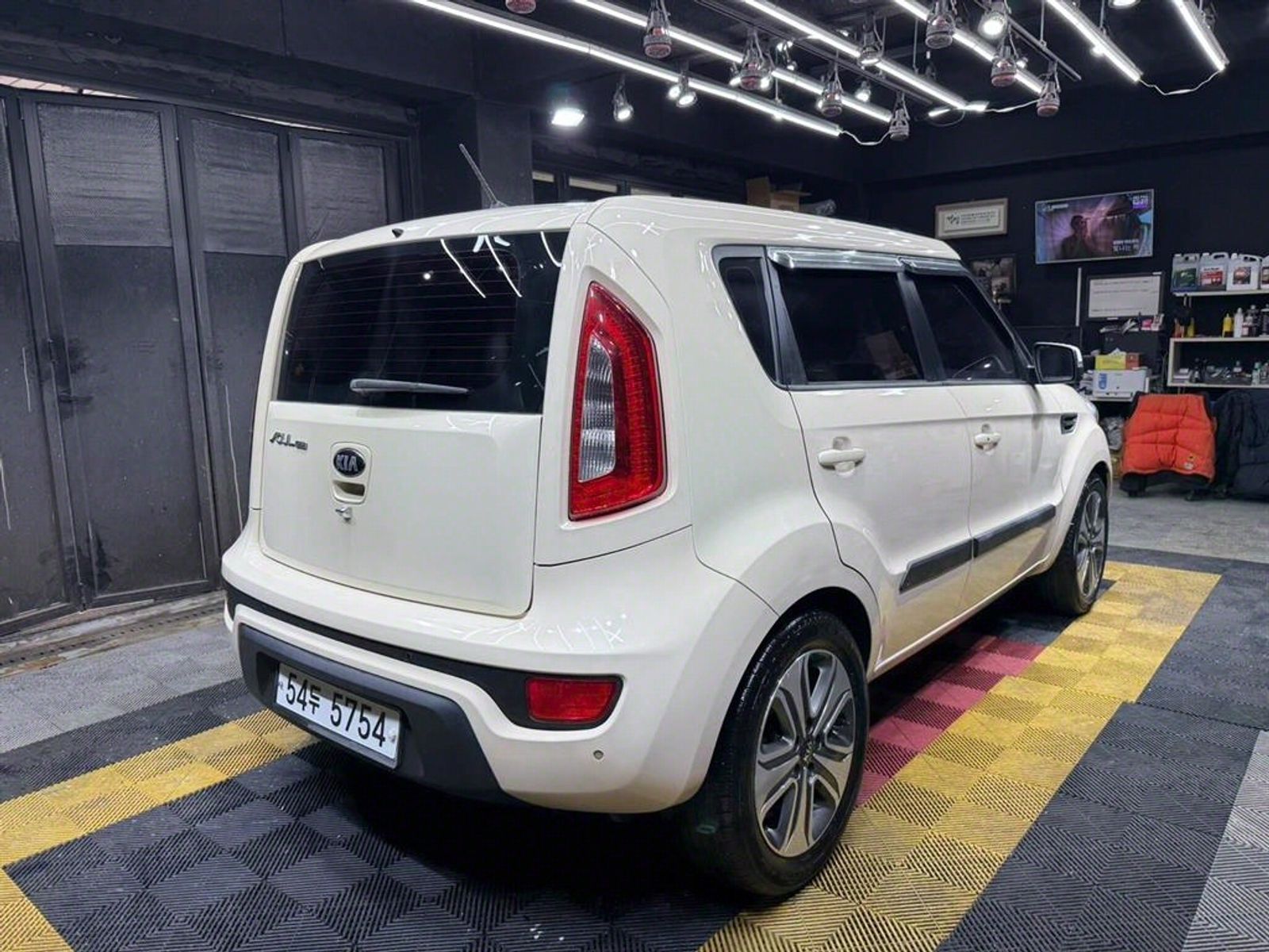 Image 3