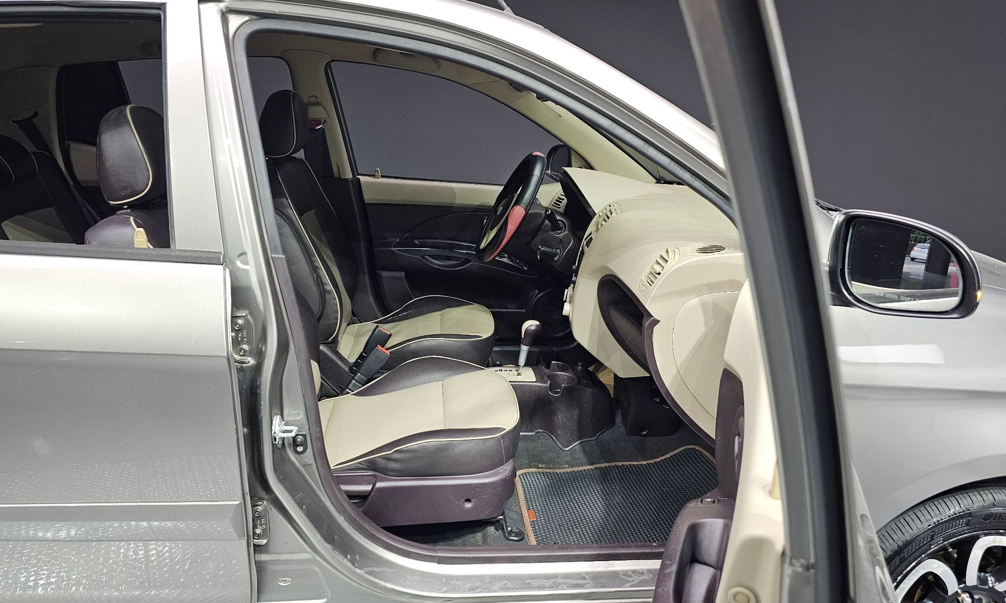 Image 11