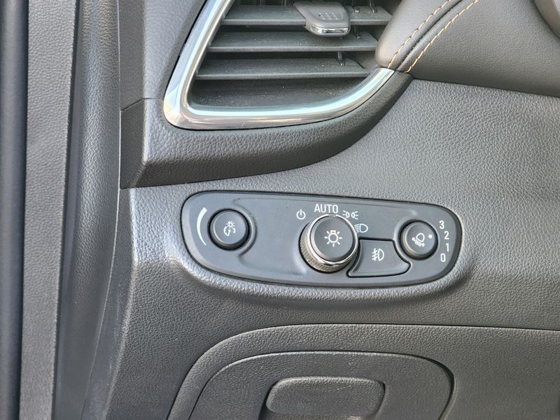 Image 12