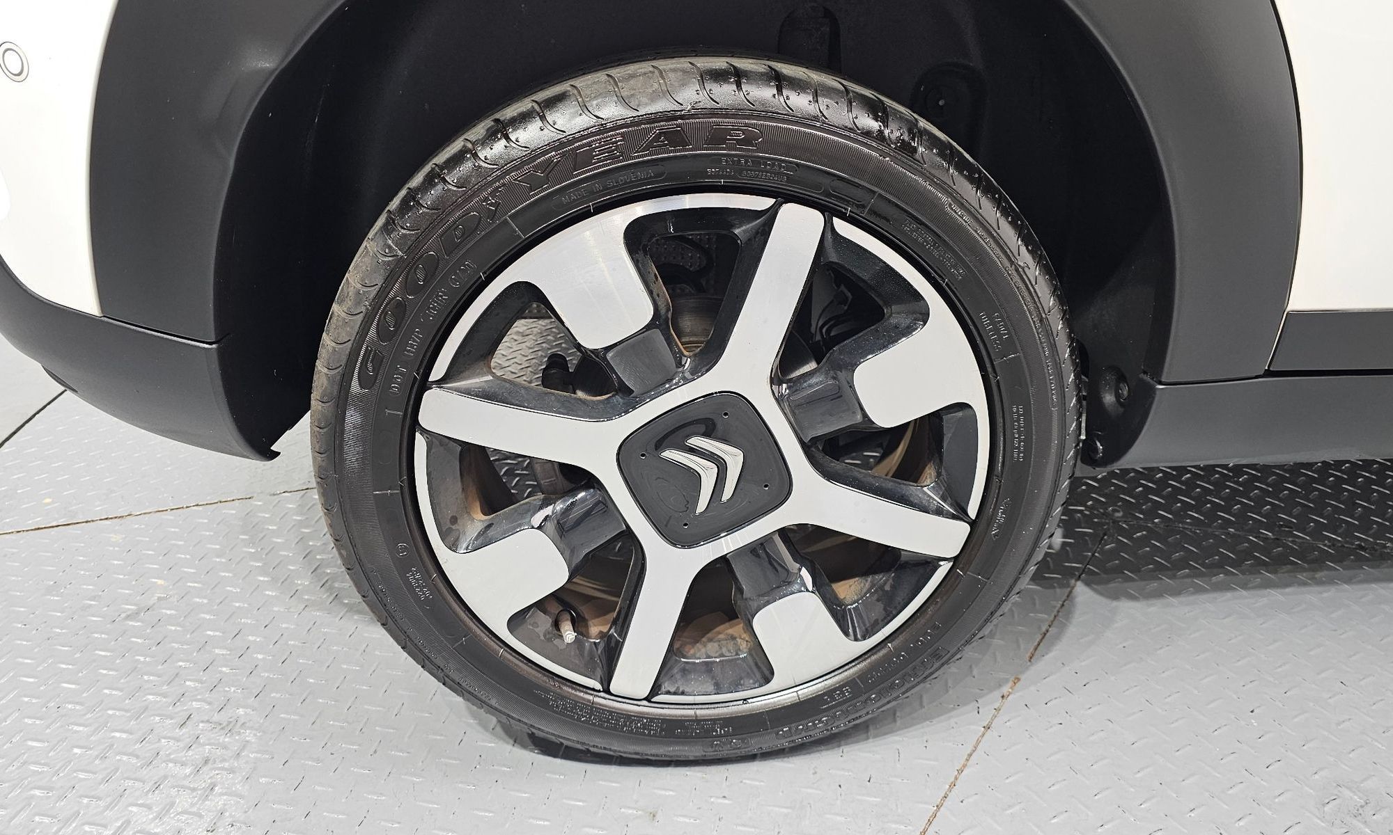 Image 4