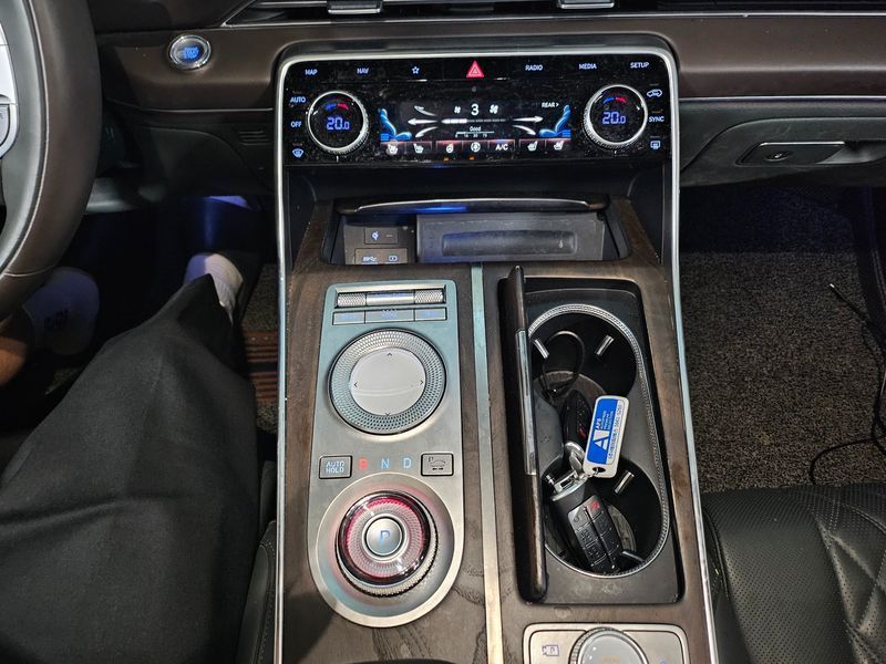 Image 7