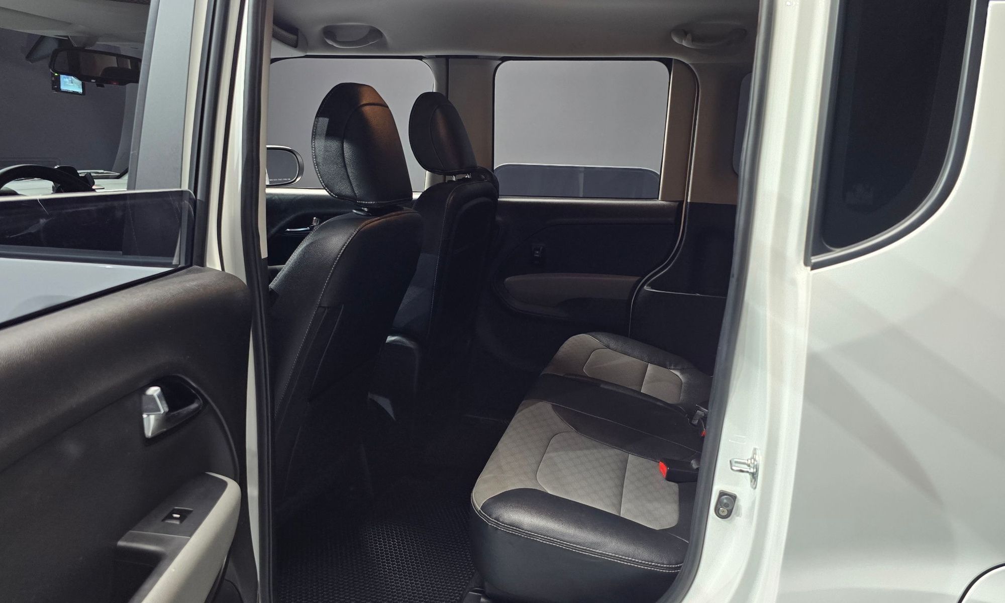 Image 11