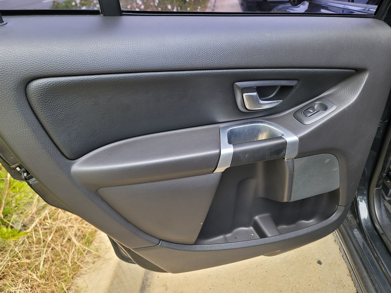 Image 10