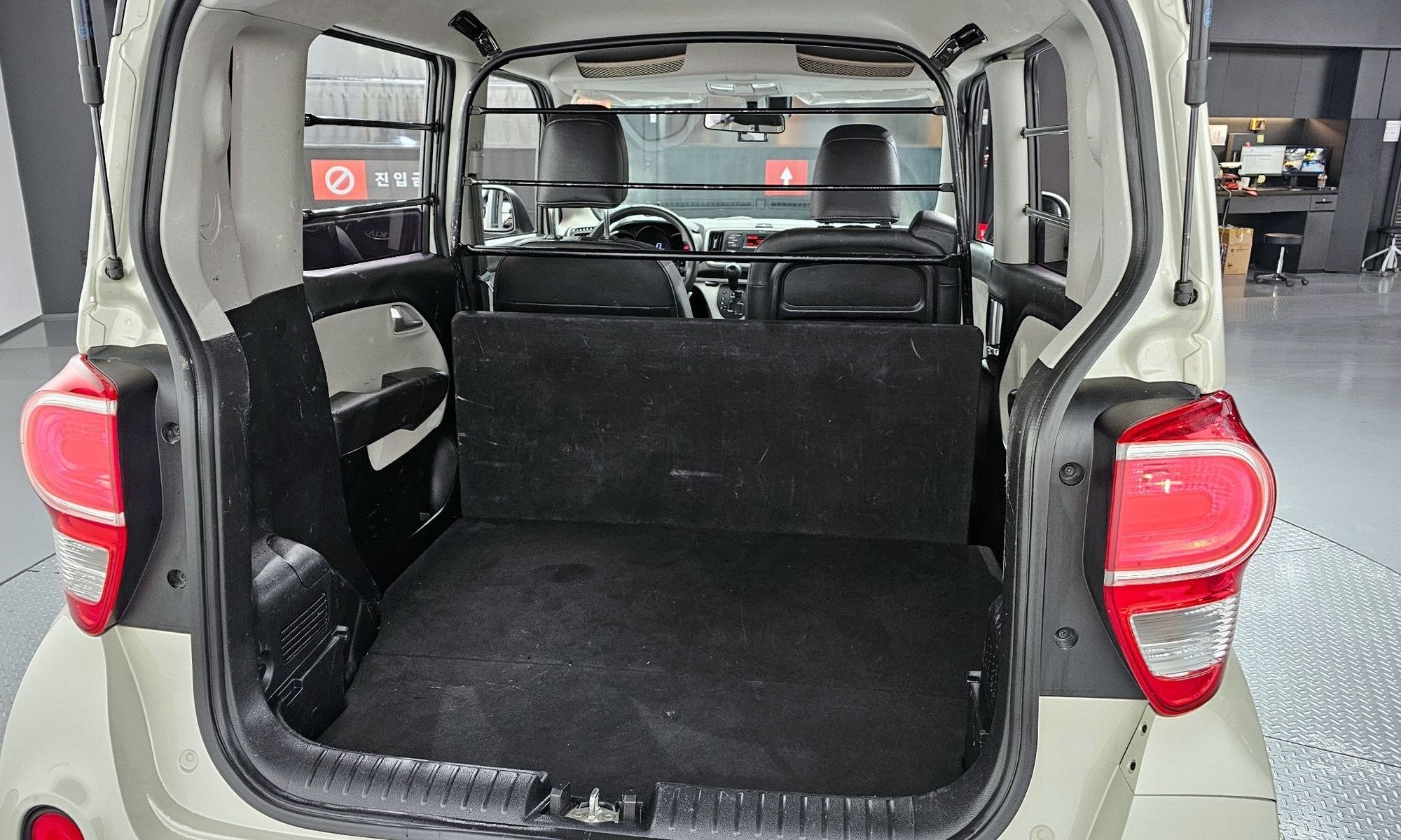 Image 18