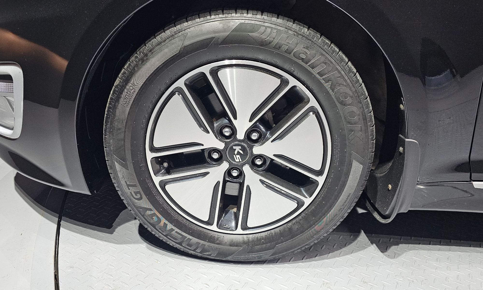 Image 4