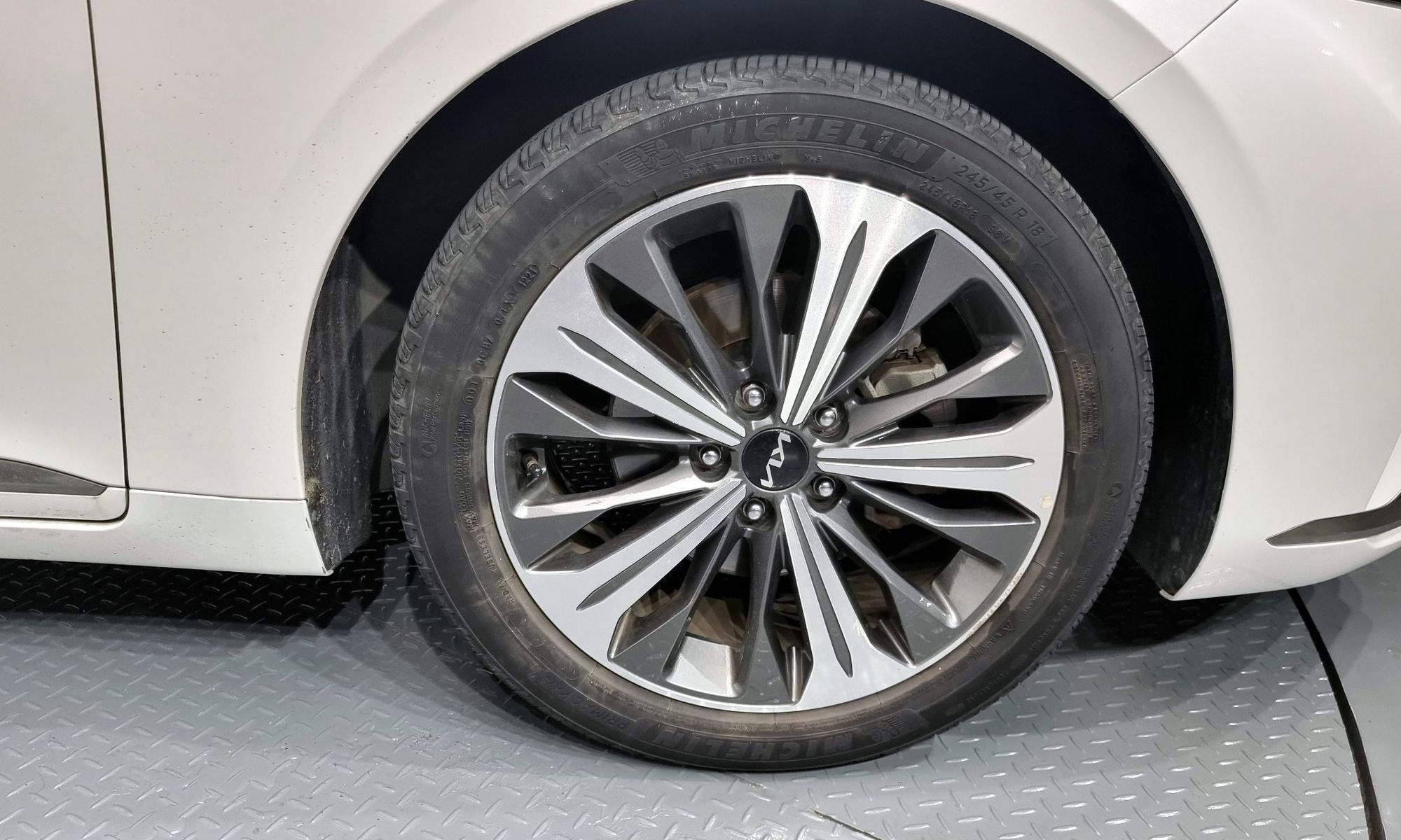 Image 4