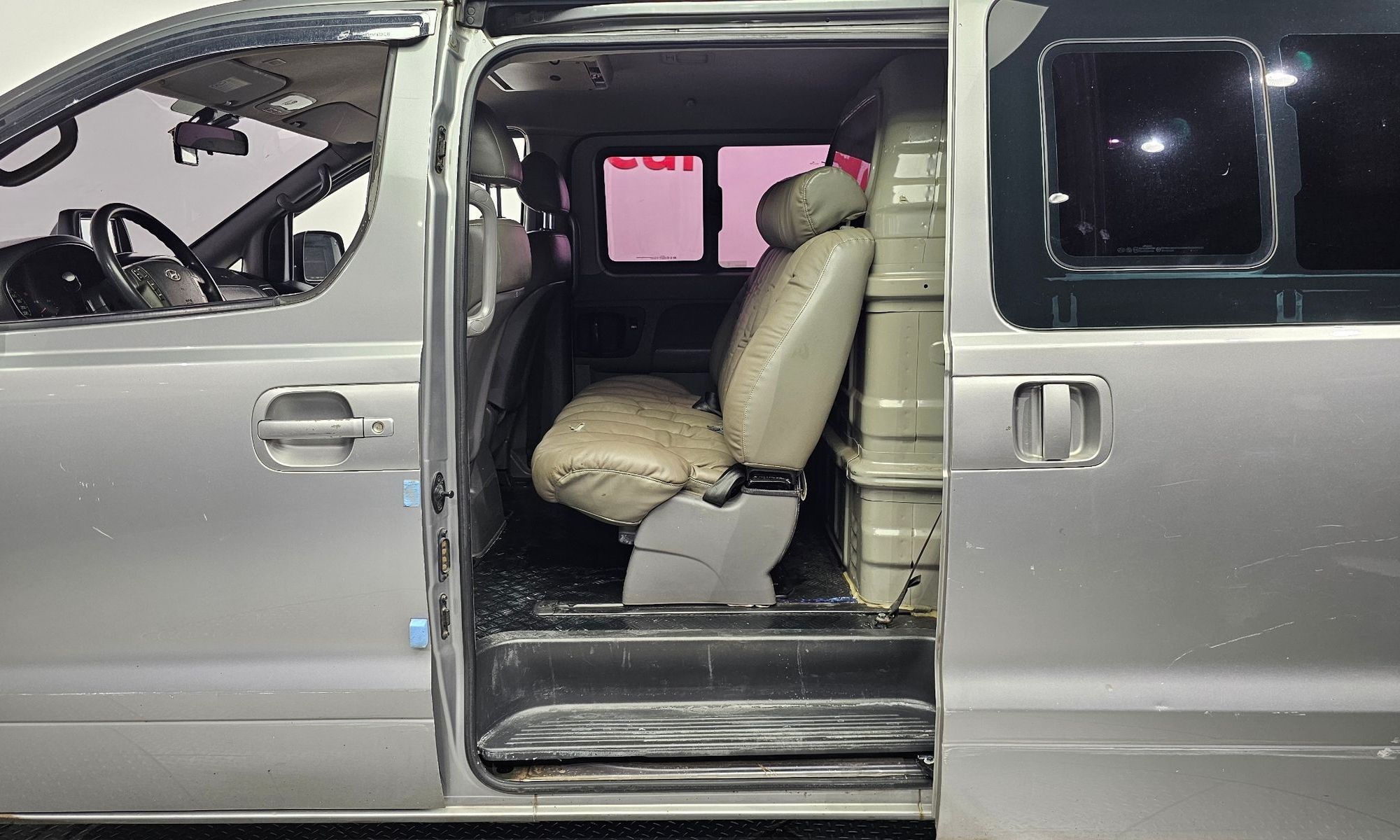 Image 10