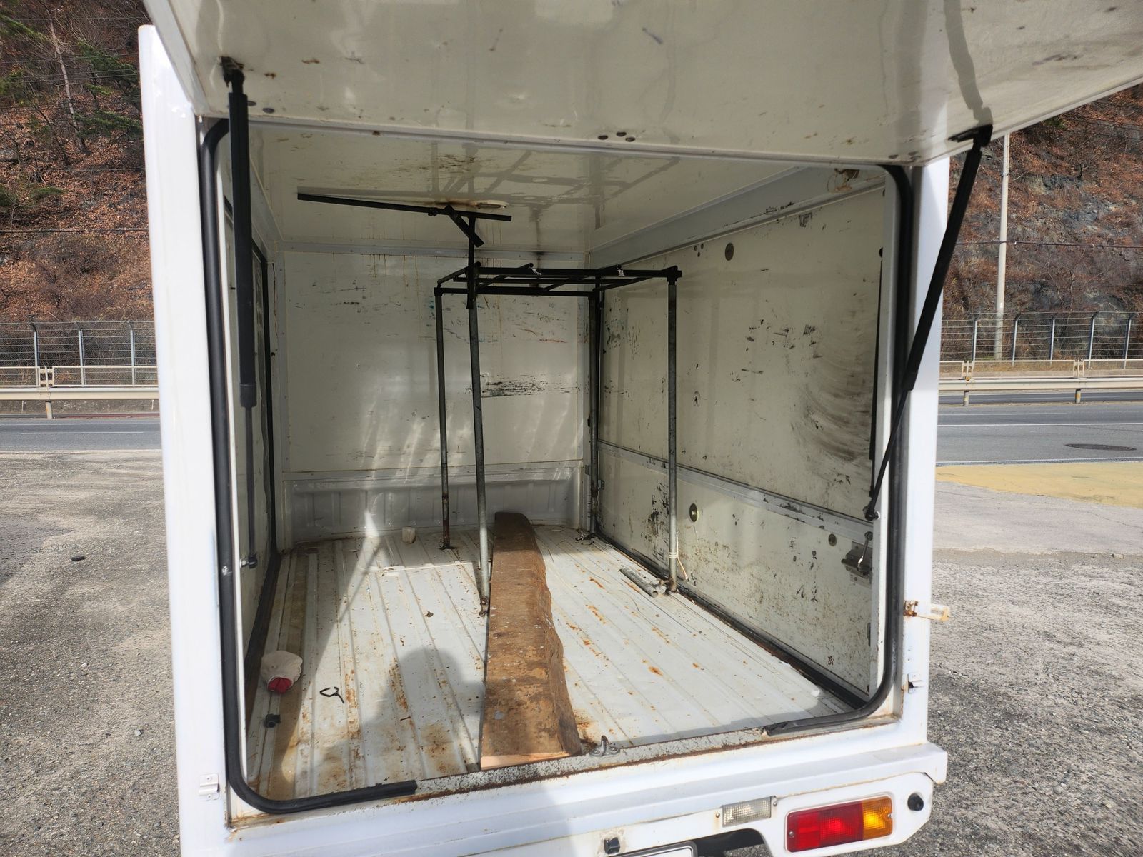 Image 12