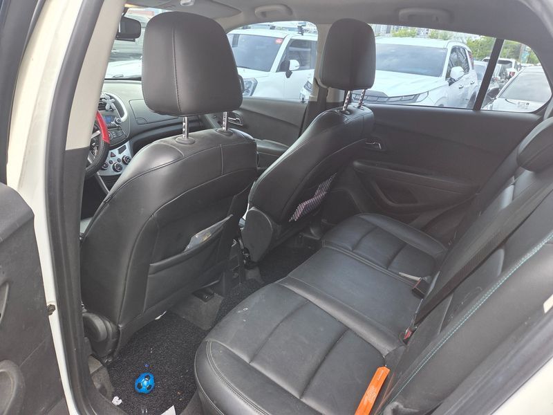Image 4