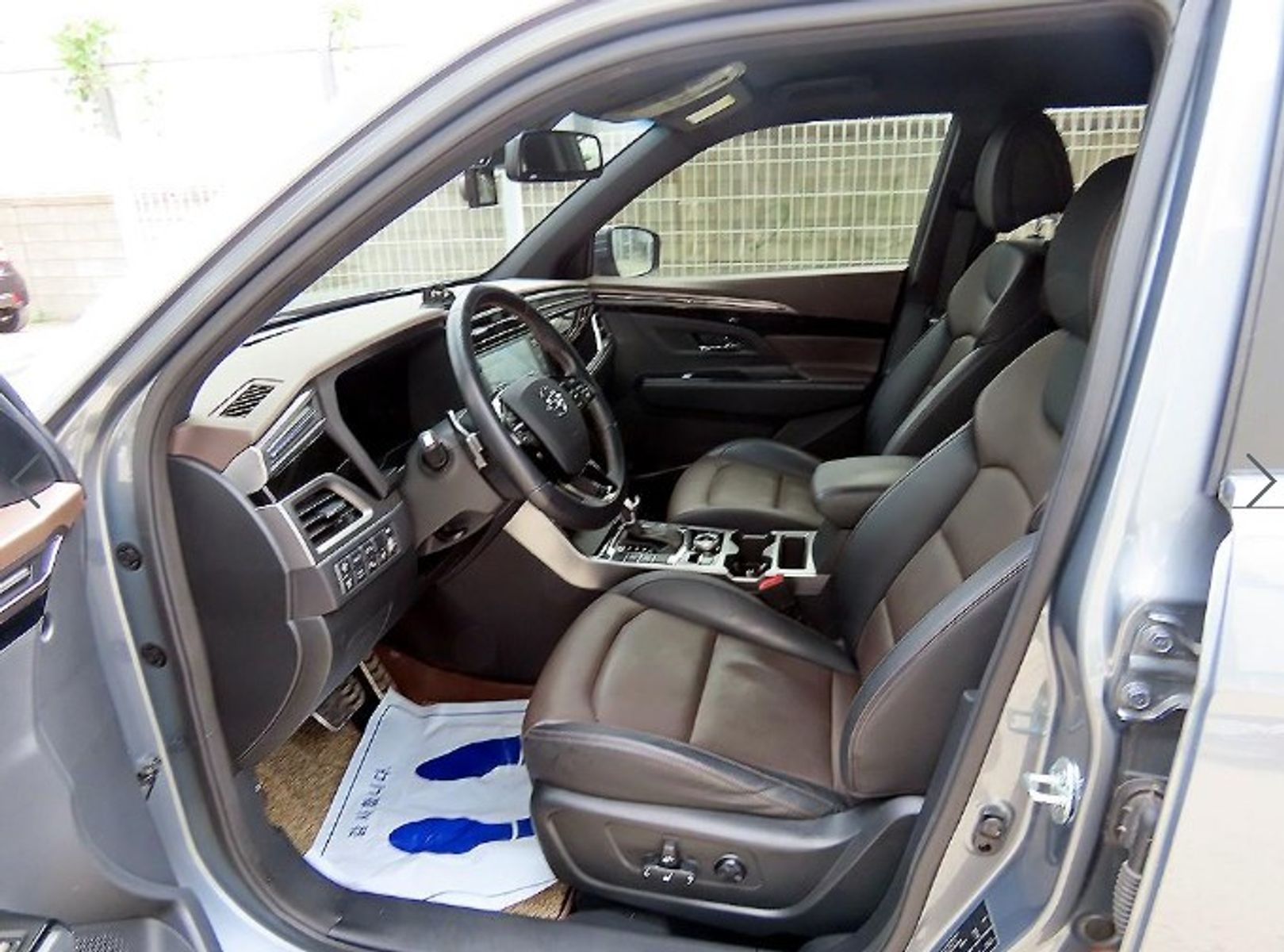Image 4