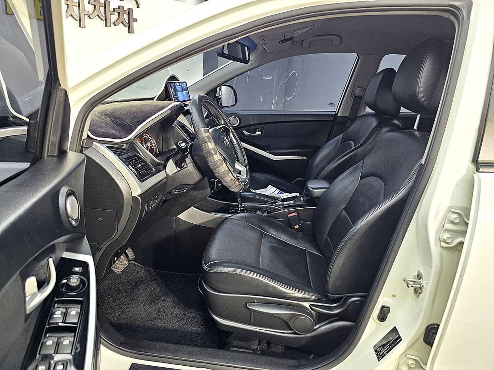 Image 7