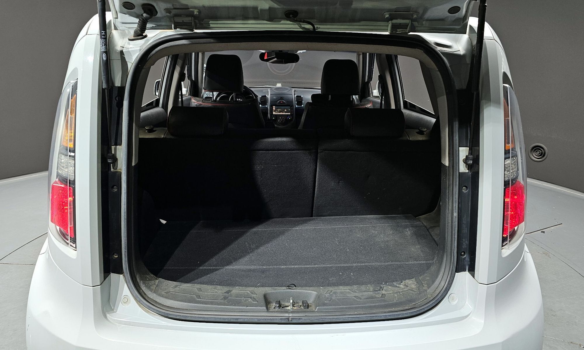 Image 19