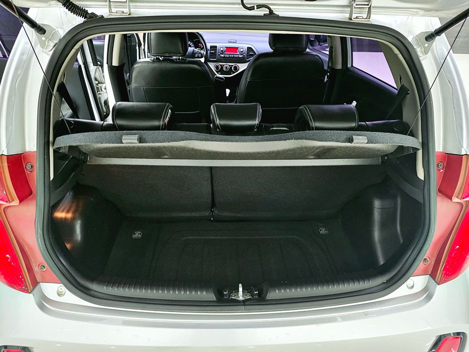 Image 7
