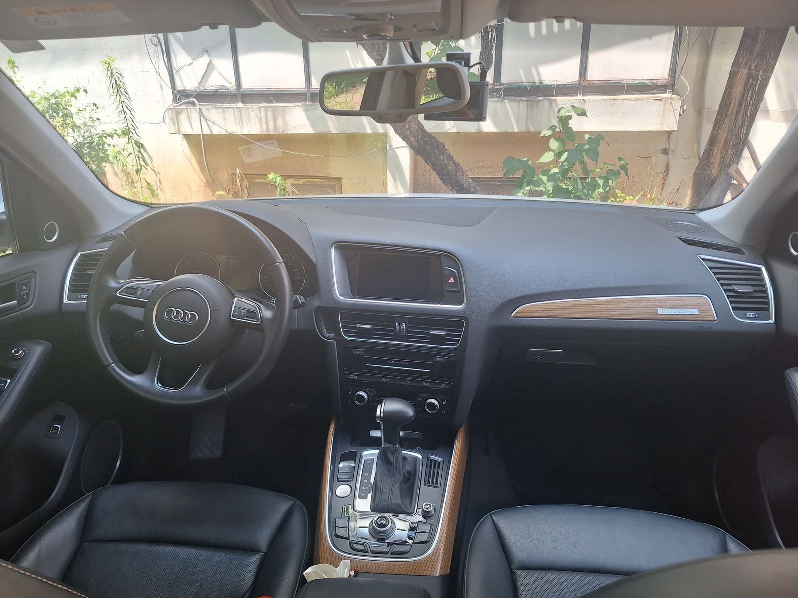 Image 4