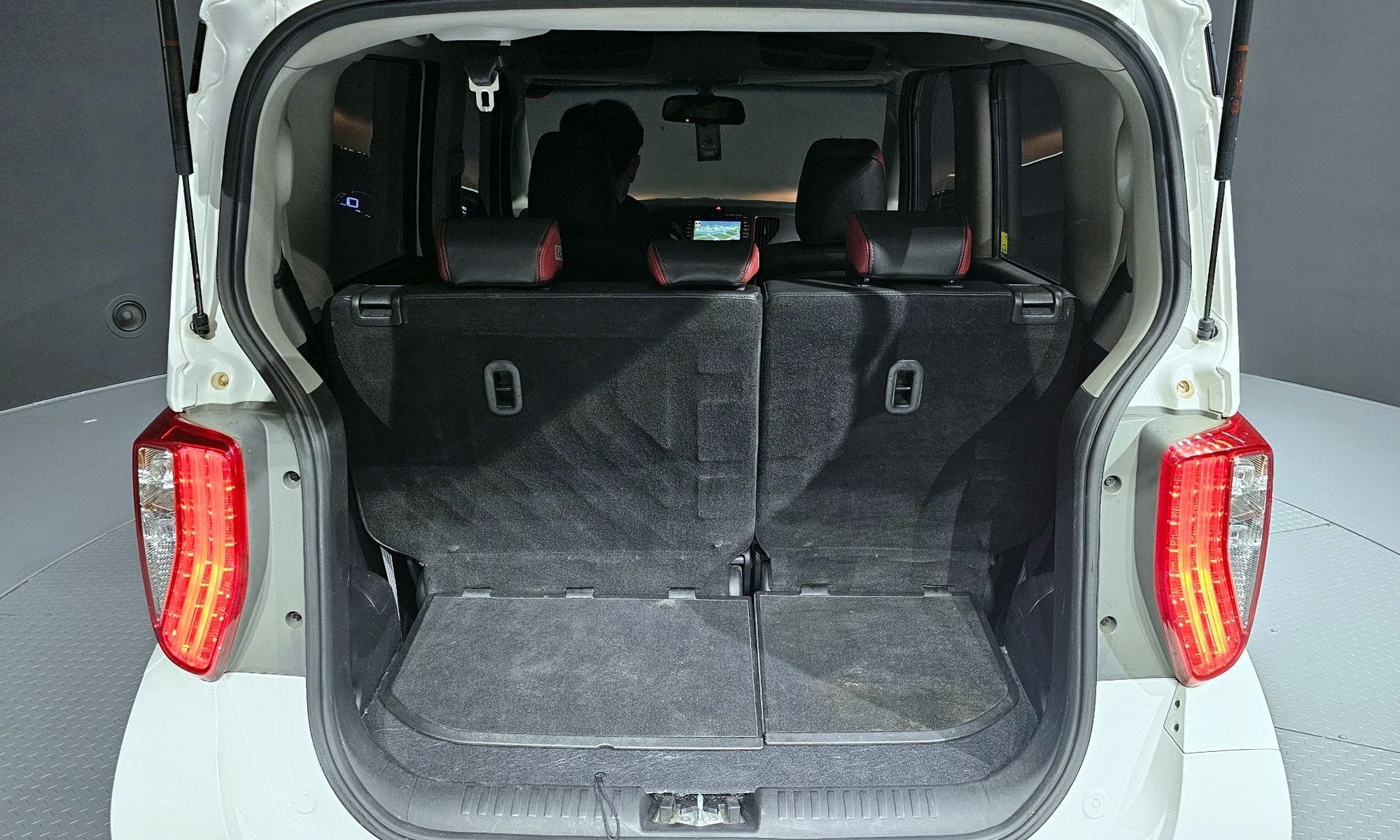 Image 19