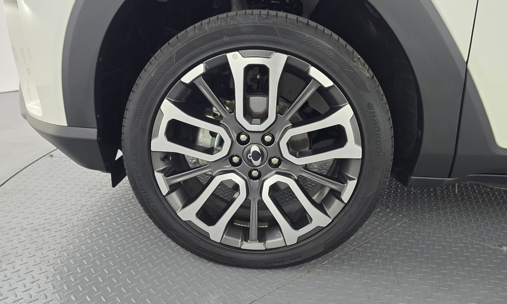 Image 4