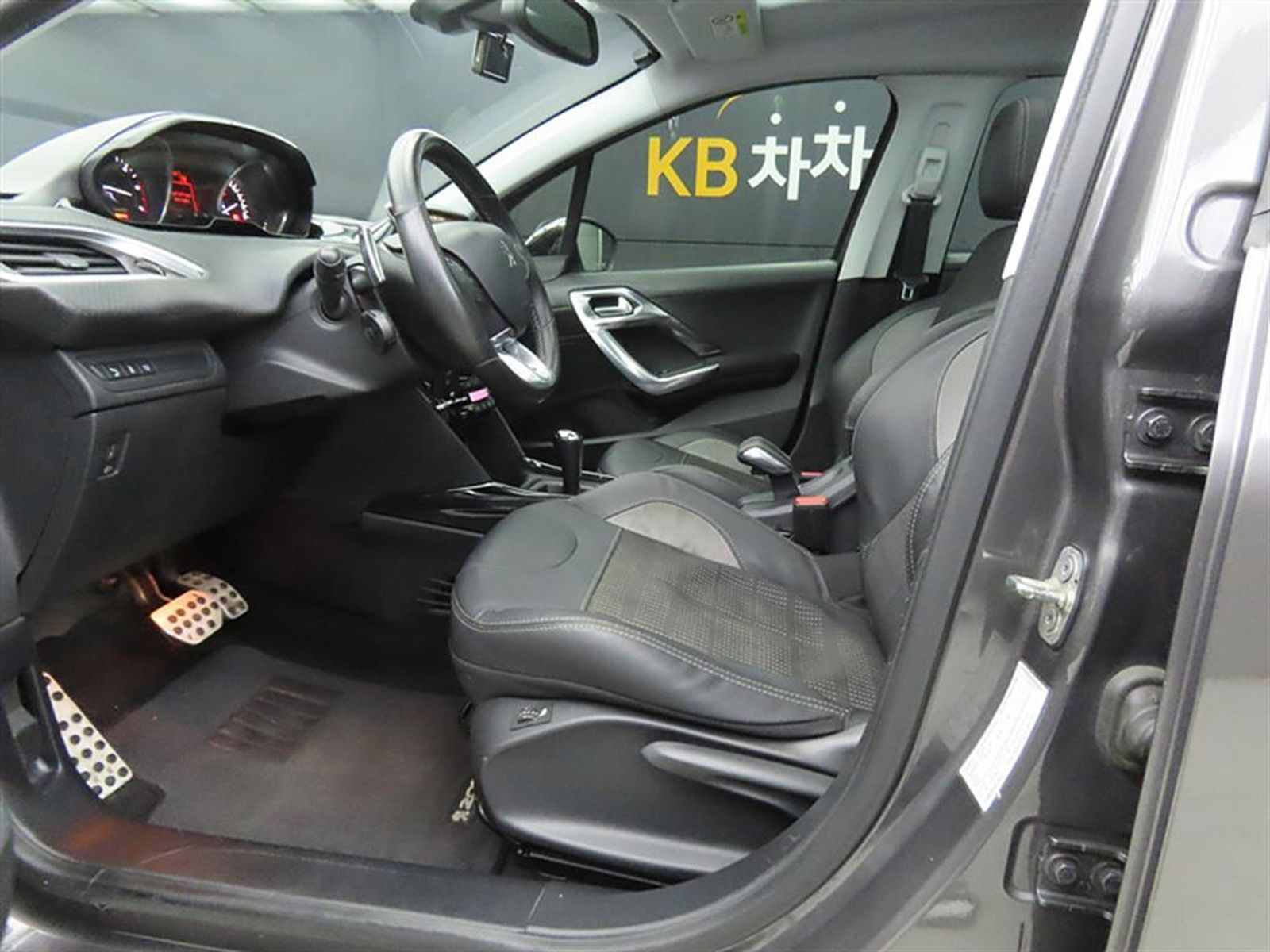 Image 4