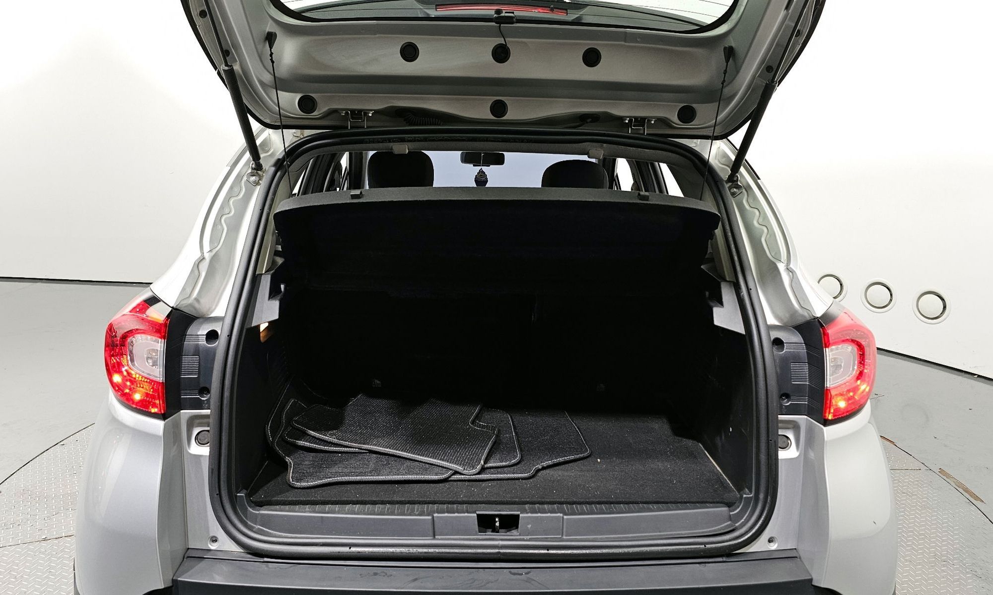 Image 19