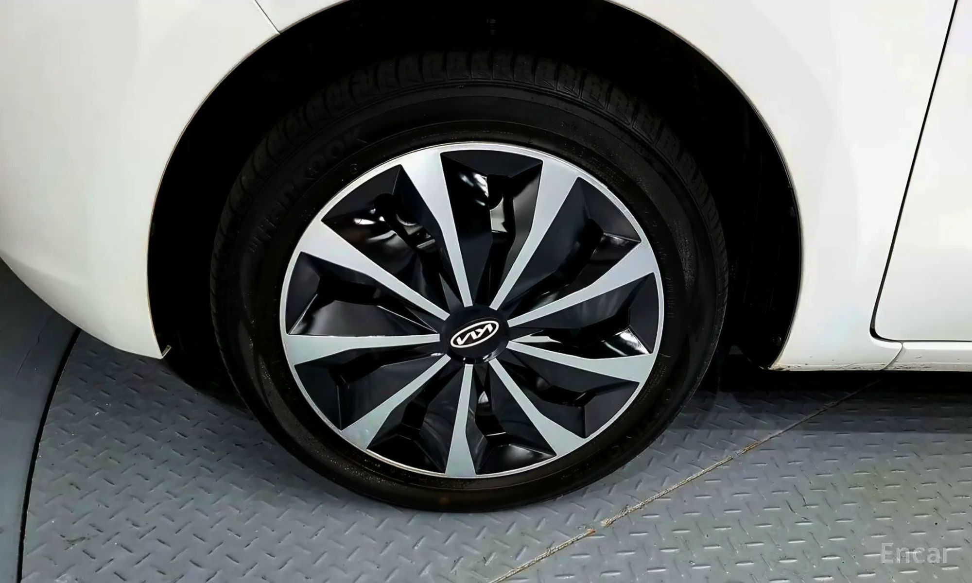 Image 4