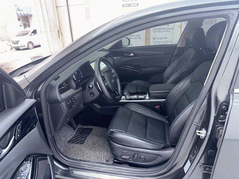 Image 4