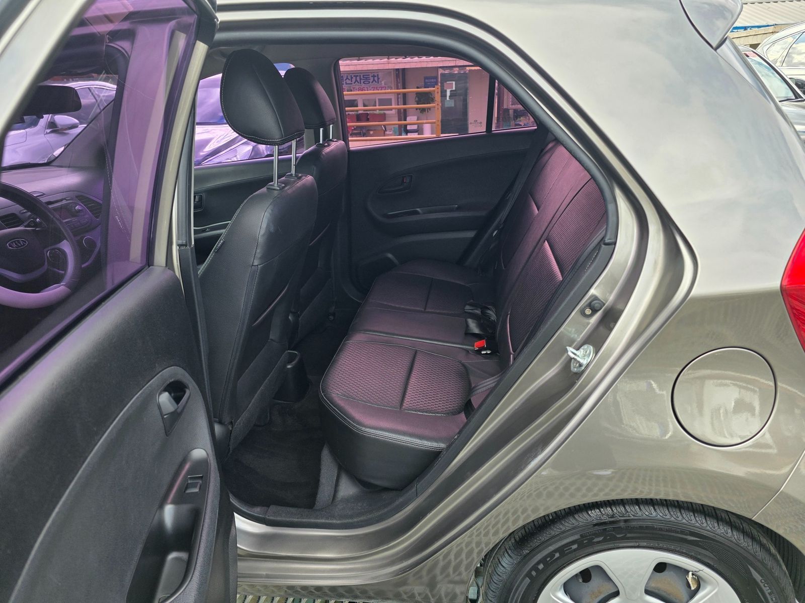 Image 11