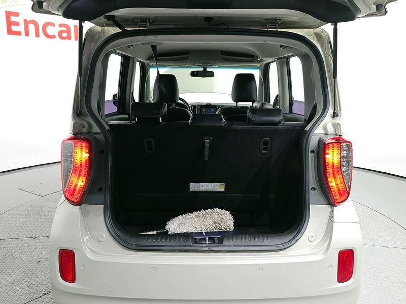 Image 19