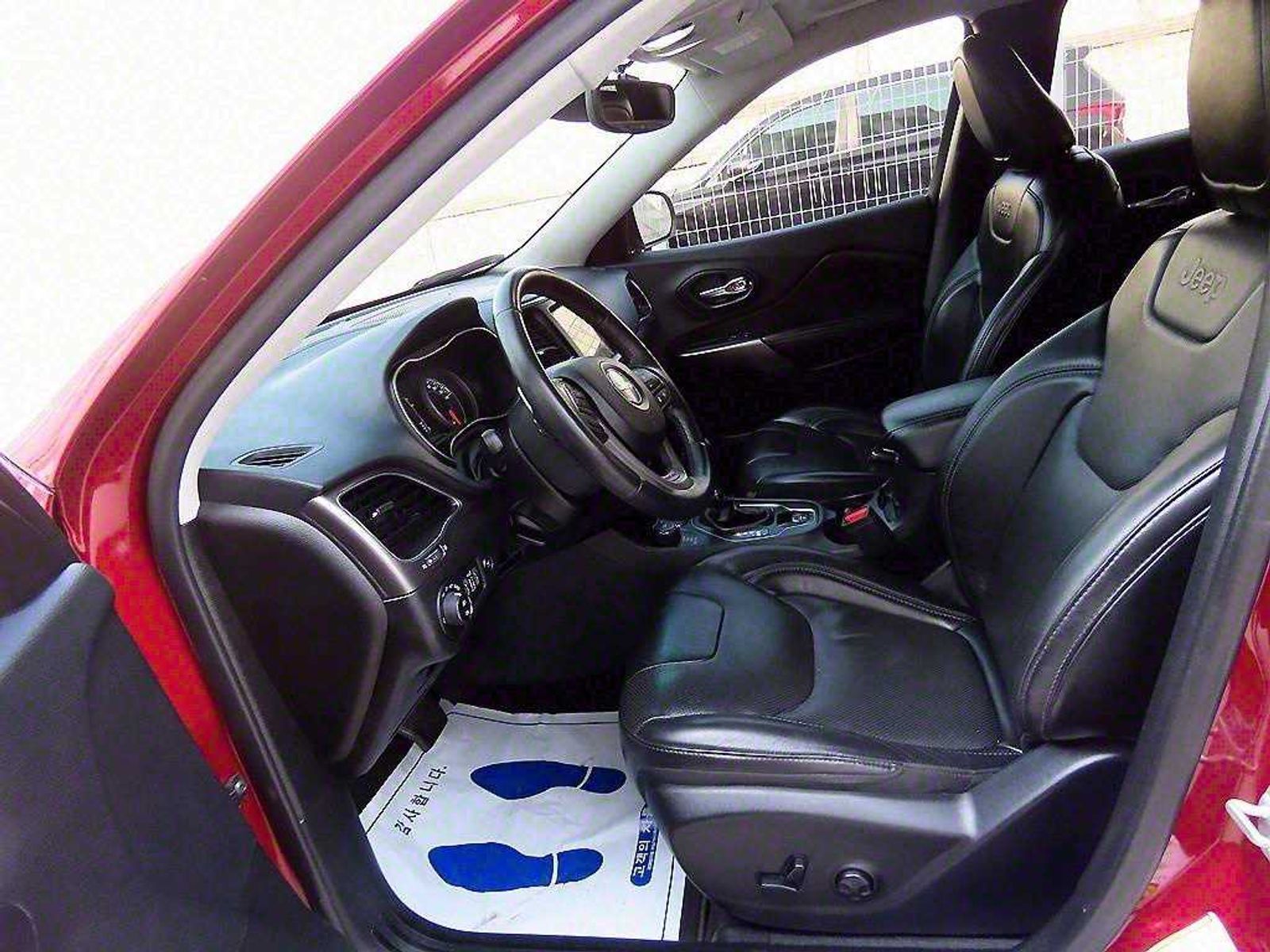 Image 4