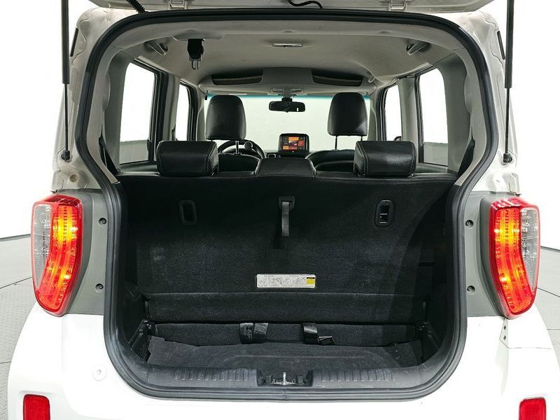 Image 19