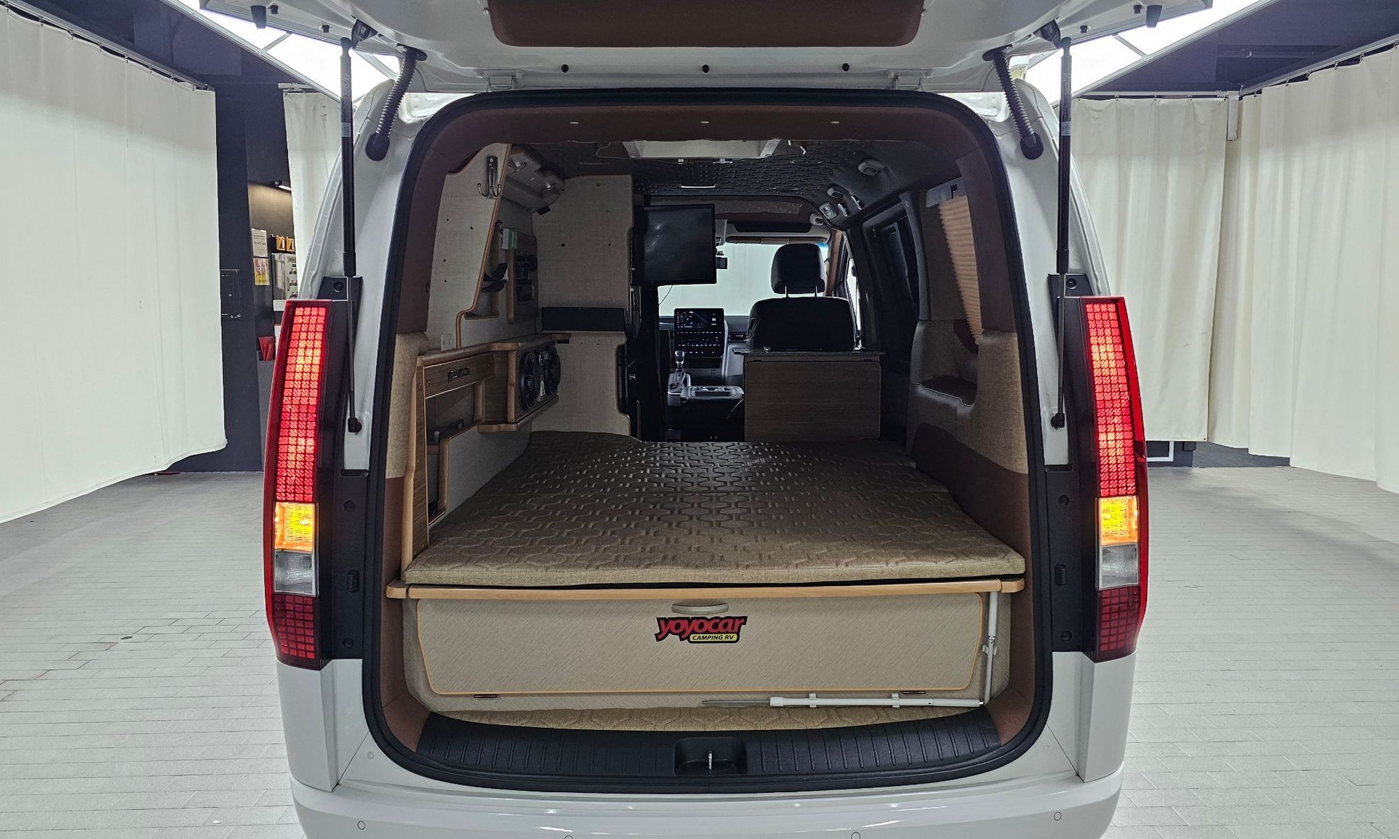 Image 19