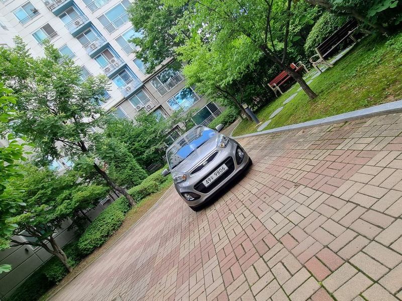 Image 0