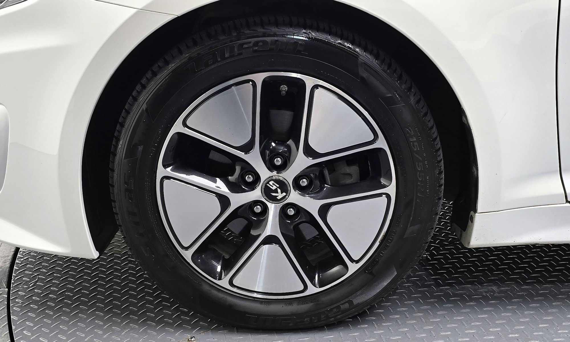 Image 4