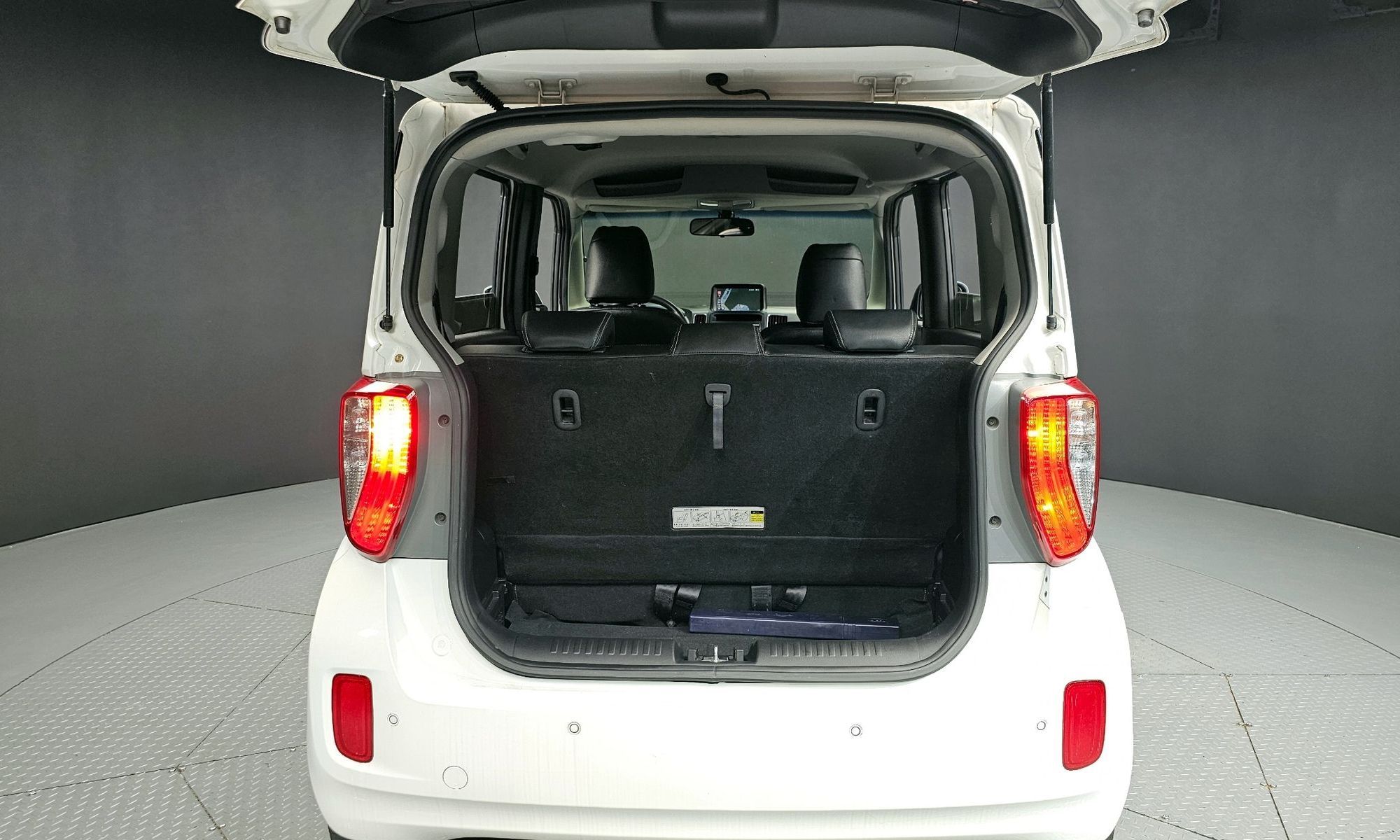 Image 19