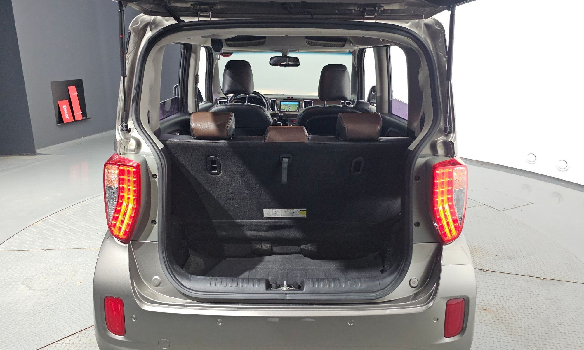 Image 19