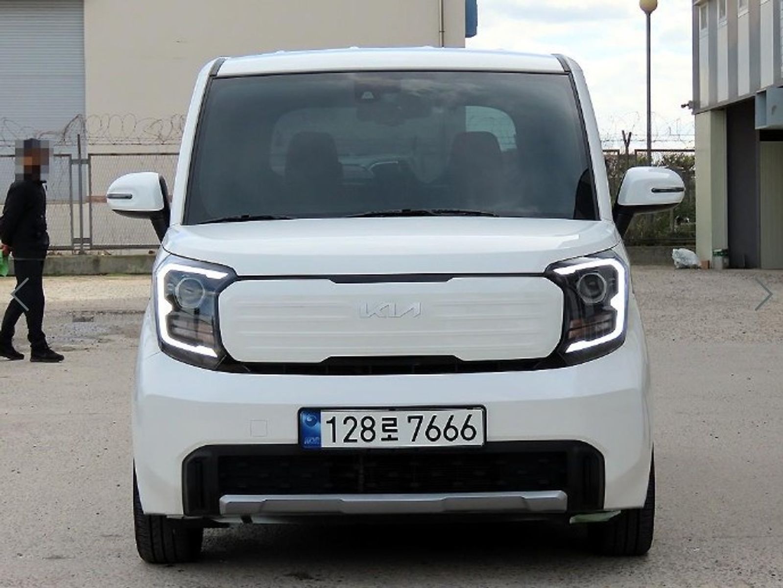 Image 0