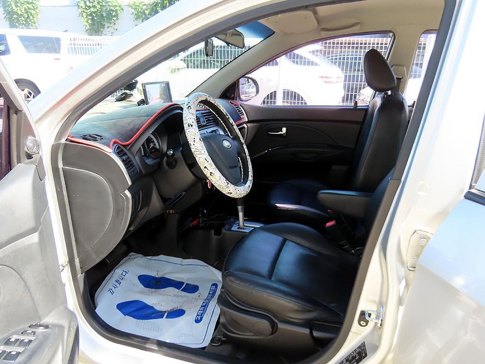 Image 4
