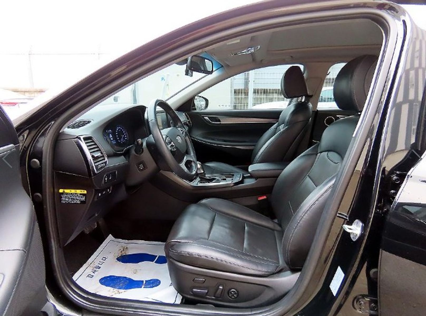 Image 4