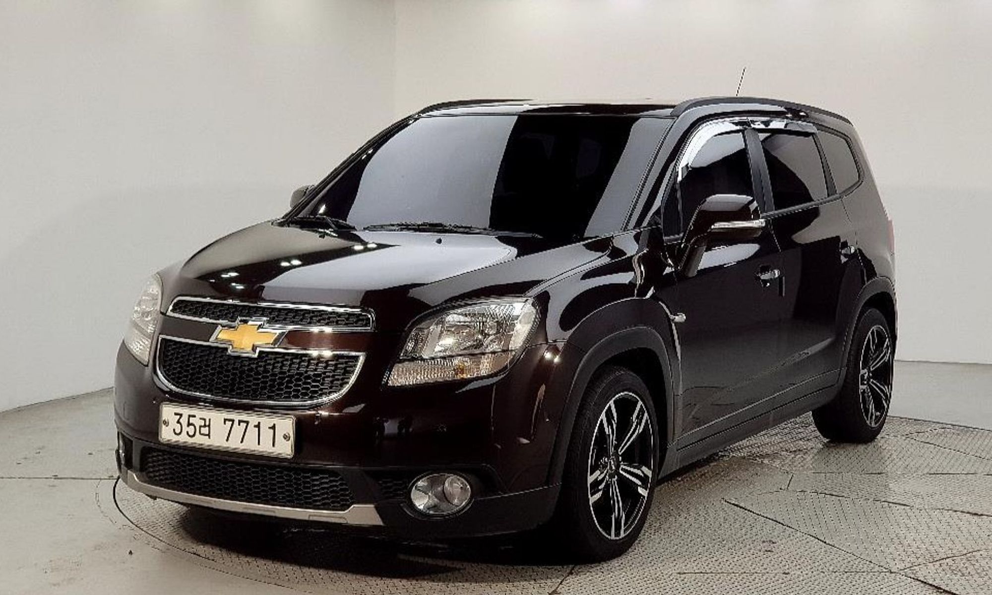 Image 0