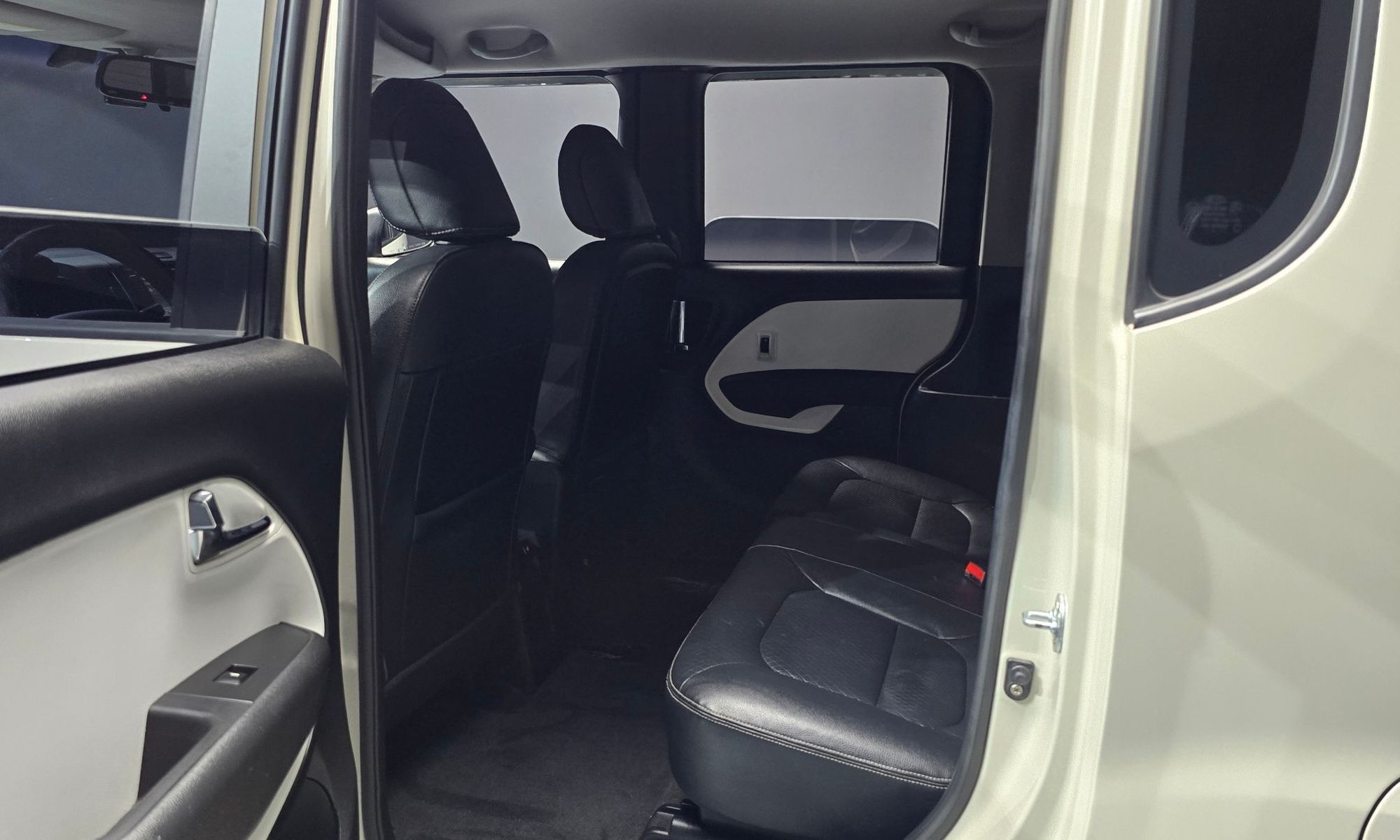 Image 11