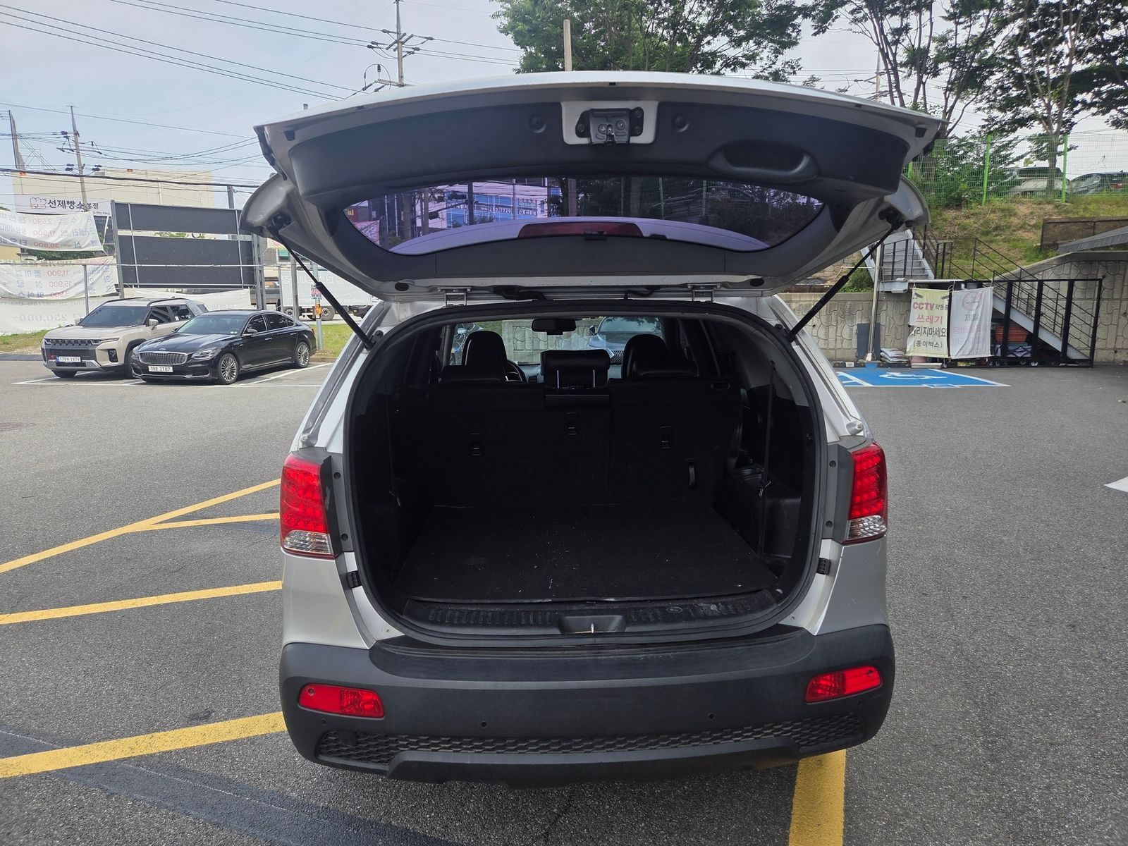 Image 4