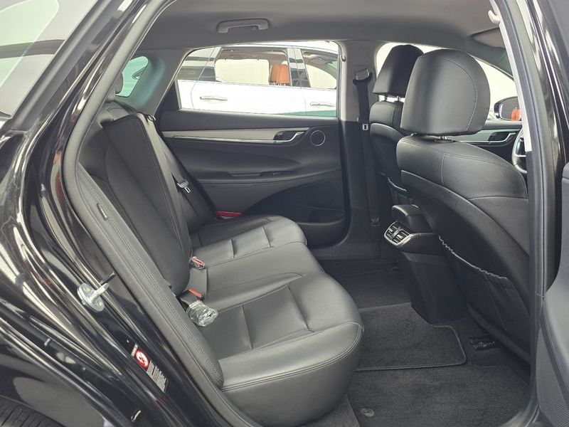 Image 10