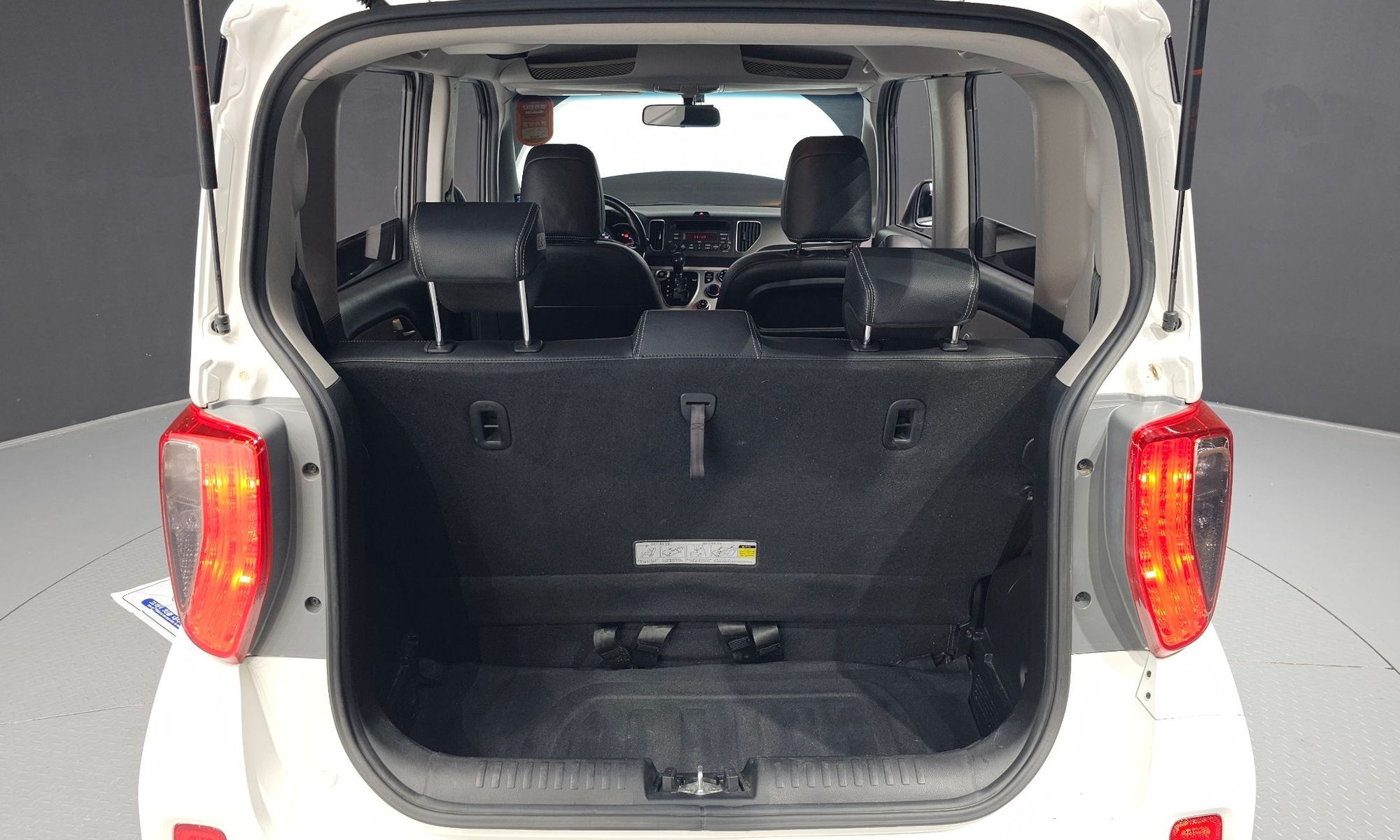 Image 19
