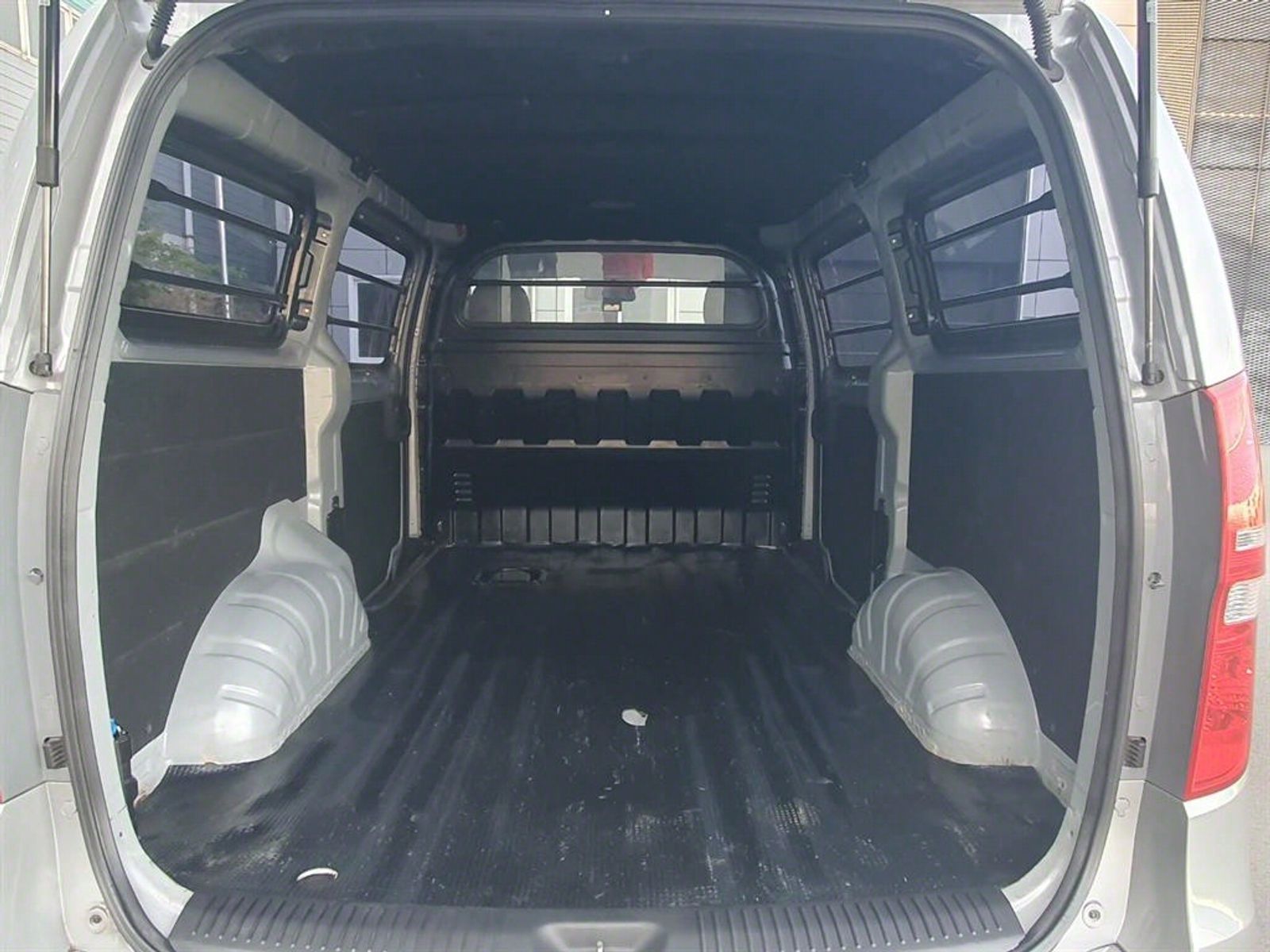 Image 12