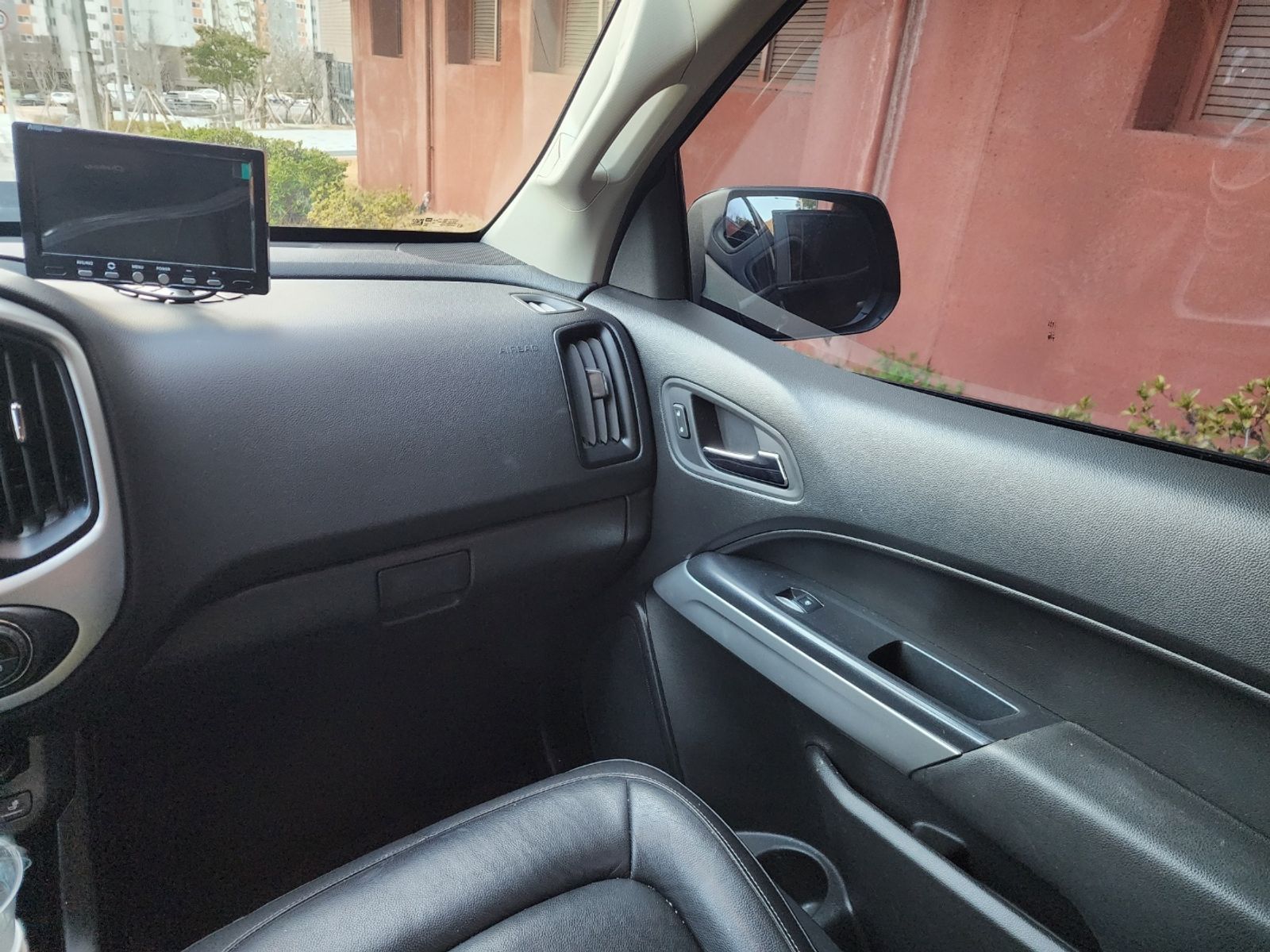 Image 7