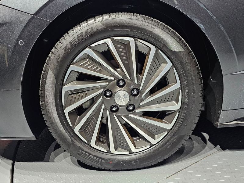Image 4