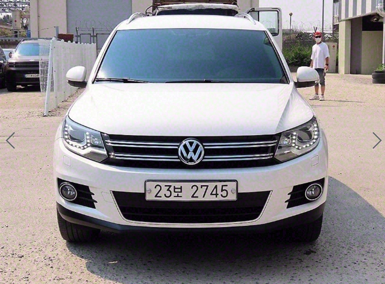 Image 0
