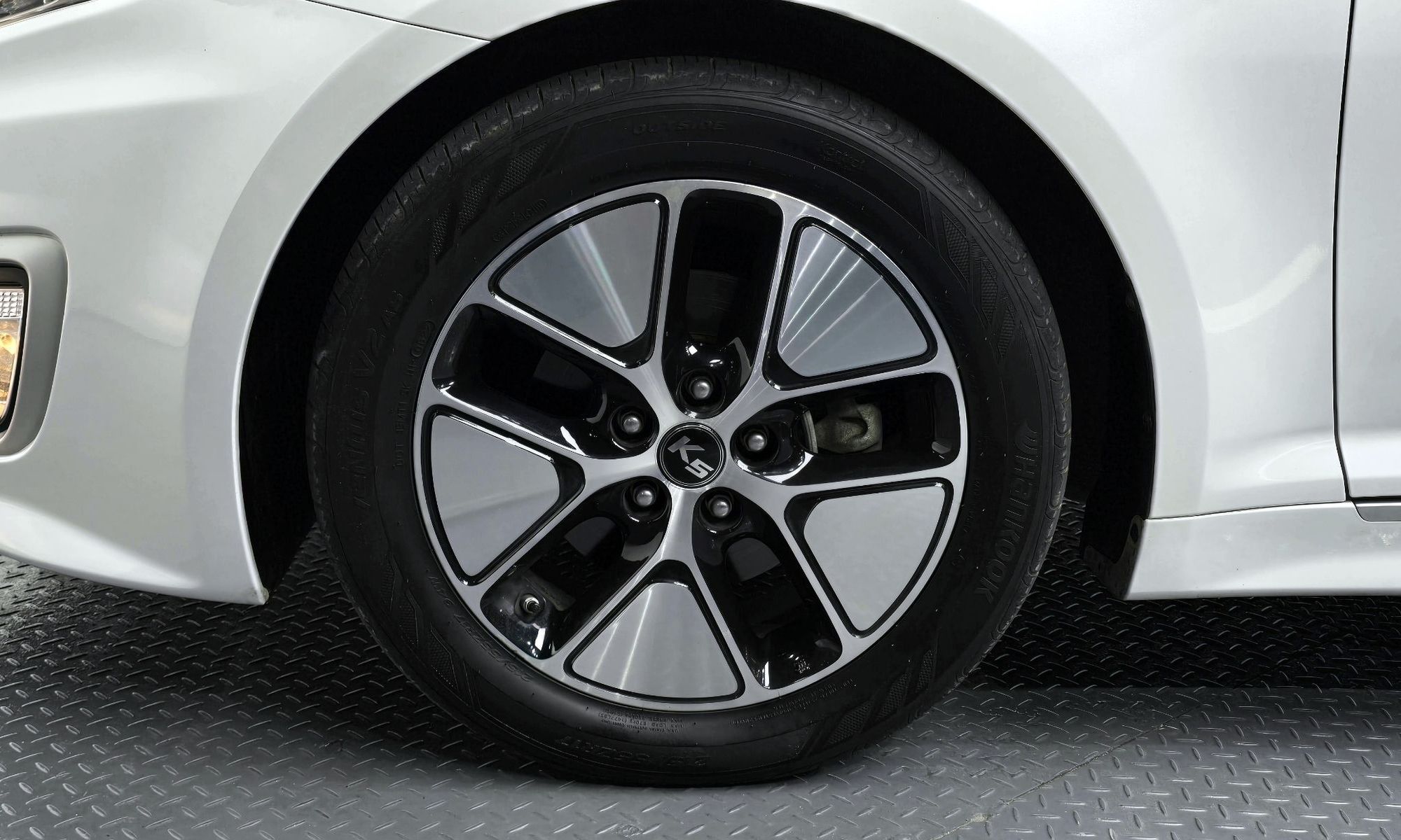 Image 4